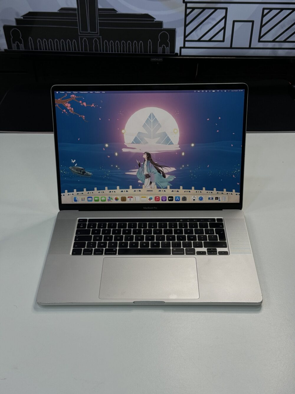 Mac Pro 16inch Touch Bar – Image 4