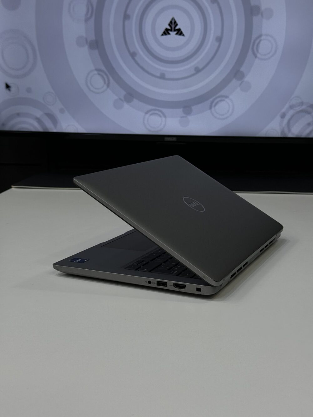 💻 Latitude 5400 – Image 10