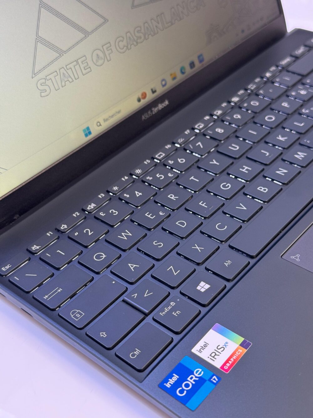ASUS ZENBOOK I7 11GEM – Image 6