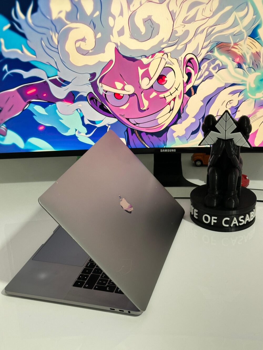 Macbook Pro i7 15inch – Image 2