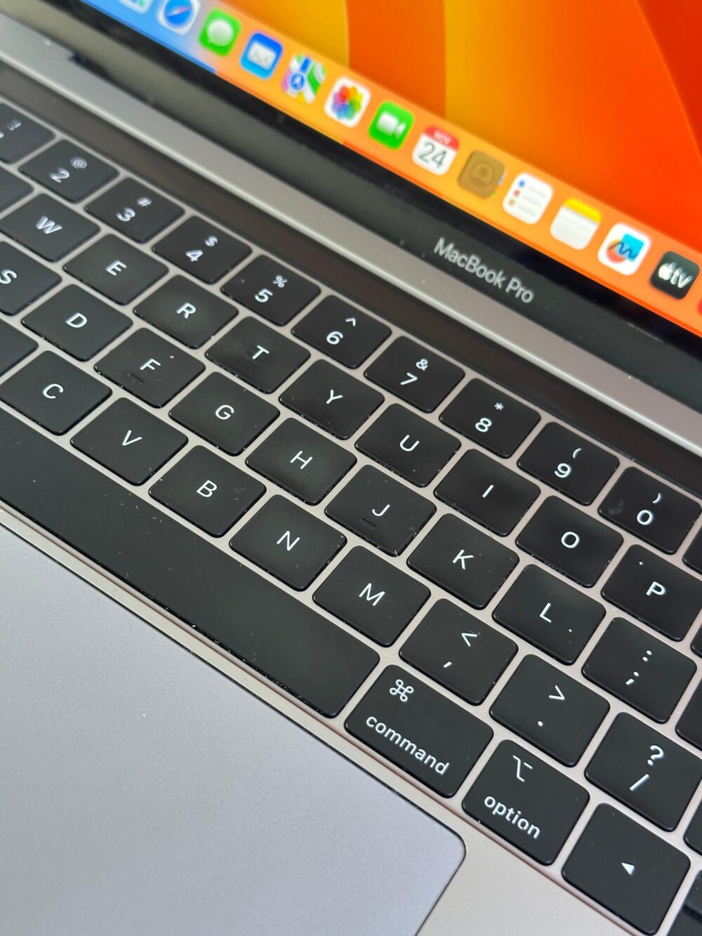 Macbook pro i5 13inch – Image 7