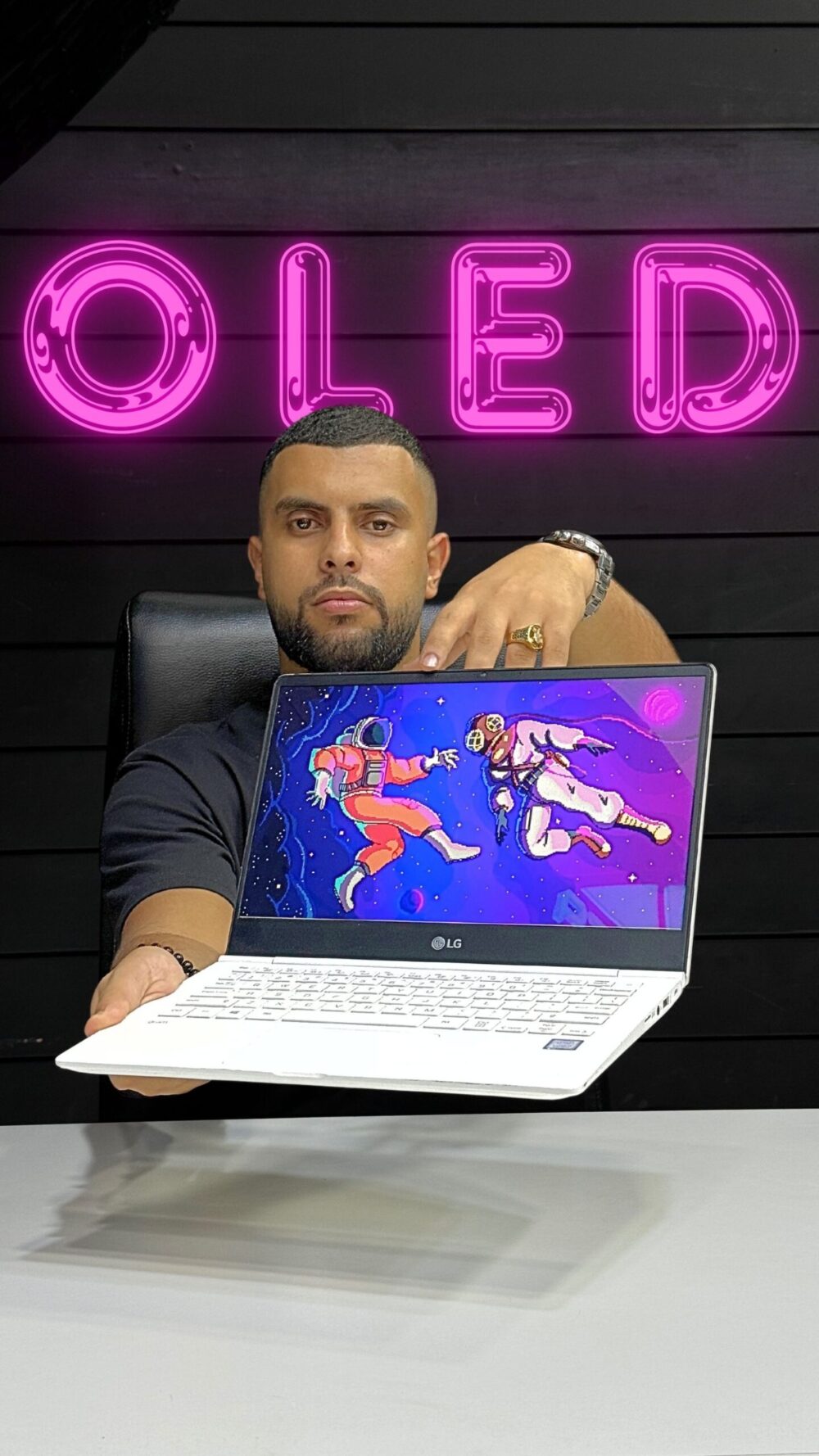 LG GRAM I5 8GEM OLED