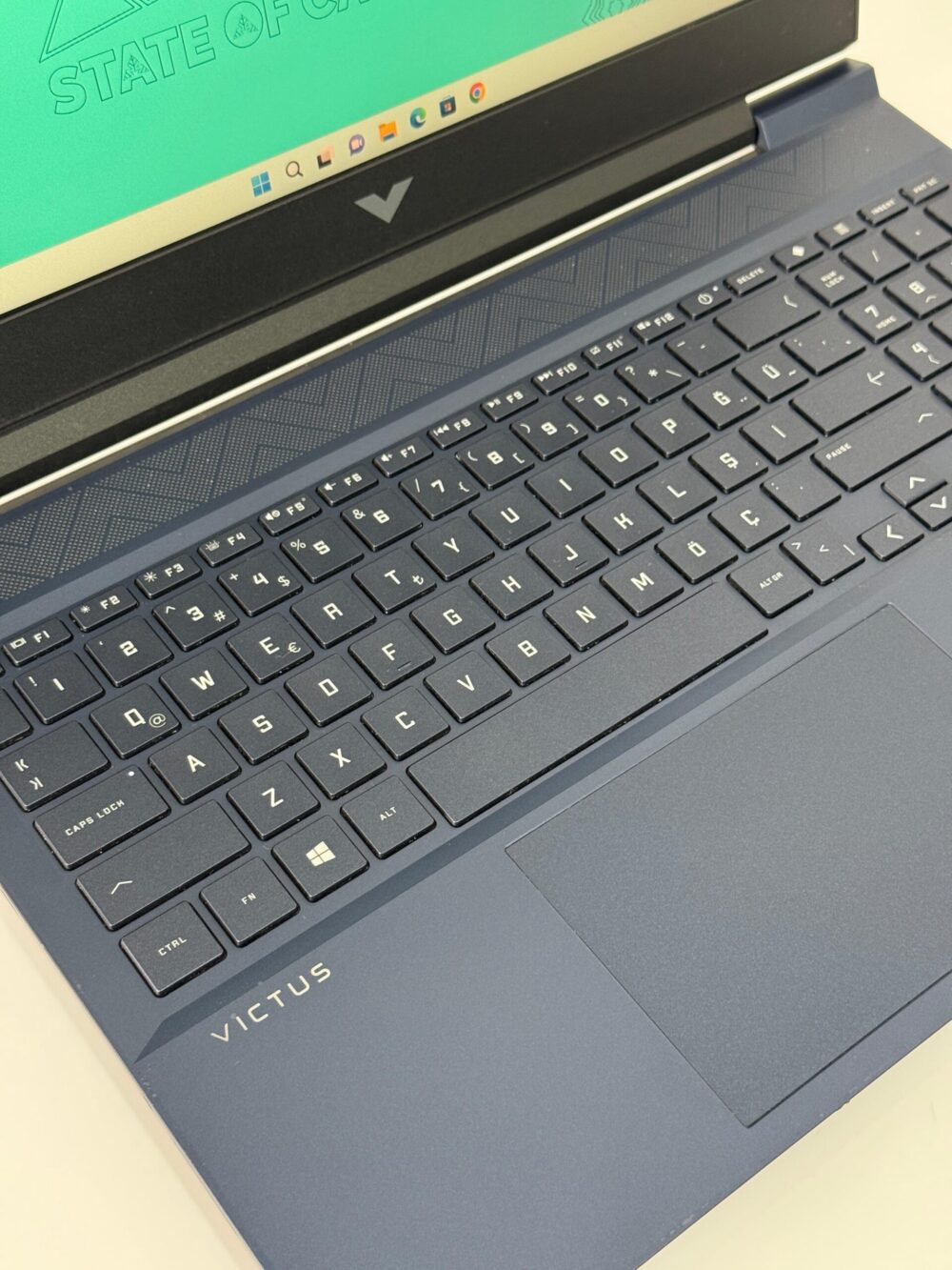 HP VICTUS RTX3060 i7-11800H  (16 CPUs) – Image 6