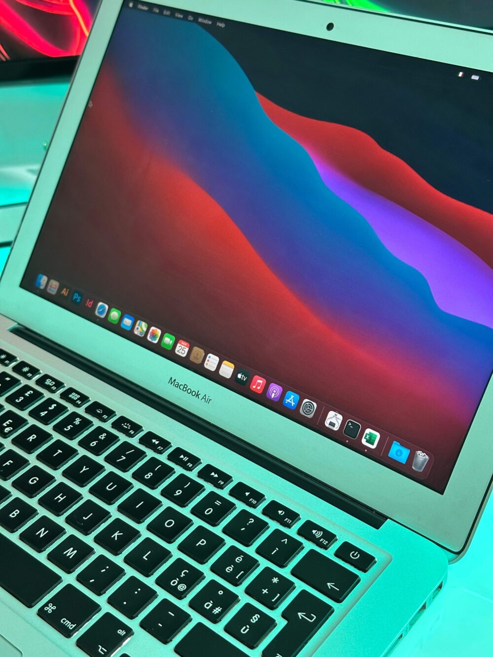 Macbook pro i5 13inch – Image 11