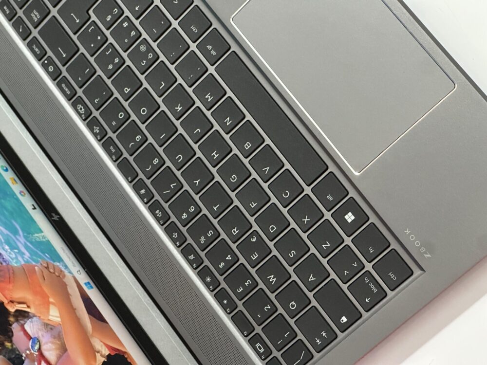 Zbook Workstation G10 i7 13GEN – Image 5