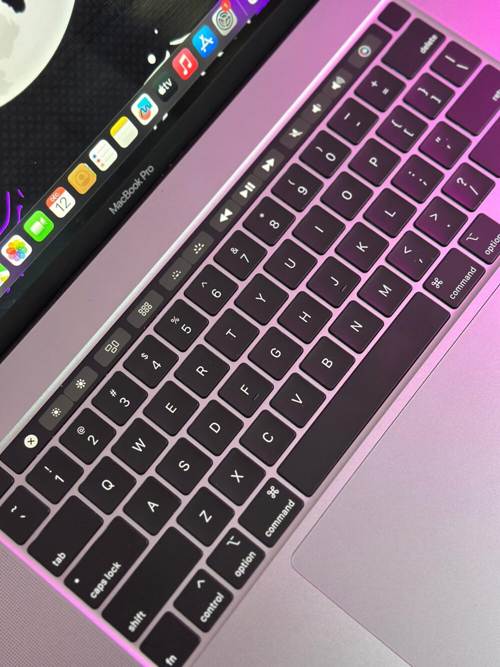 Macbook Pro 16inch 2019 i9 – Image 6