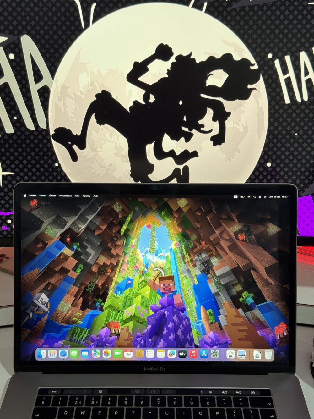 Macbook pro i9 15inch double GRAPHICS – Image 2