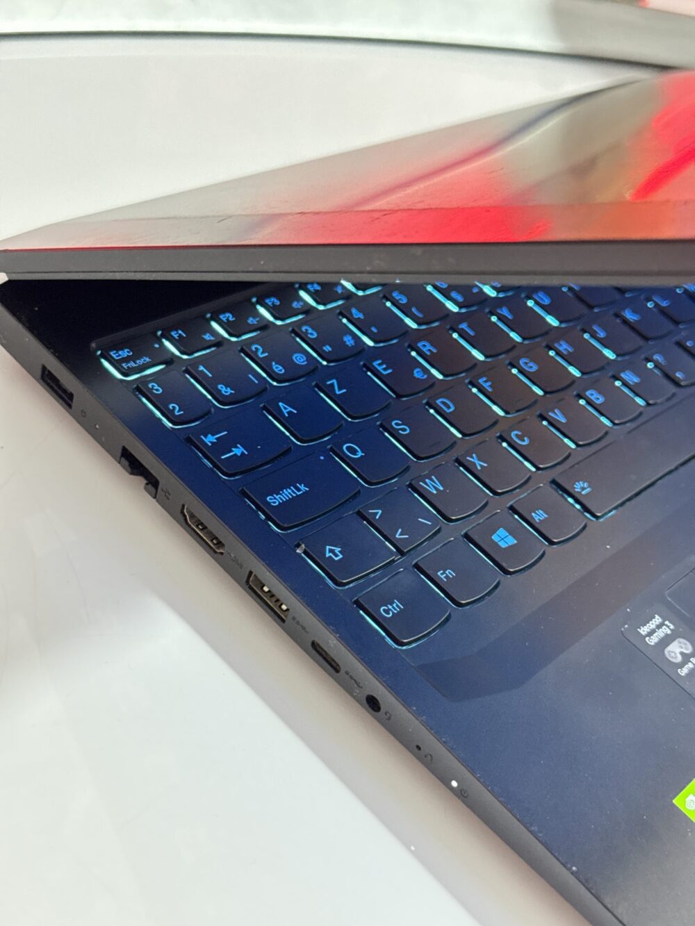 Lenovo ideapad Ryzen 5 GTX1650 – Image 4