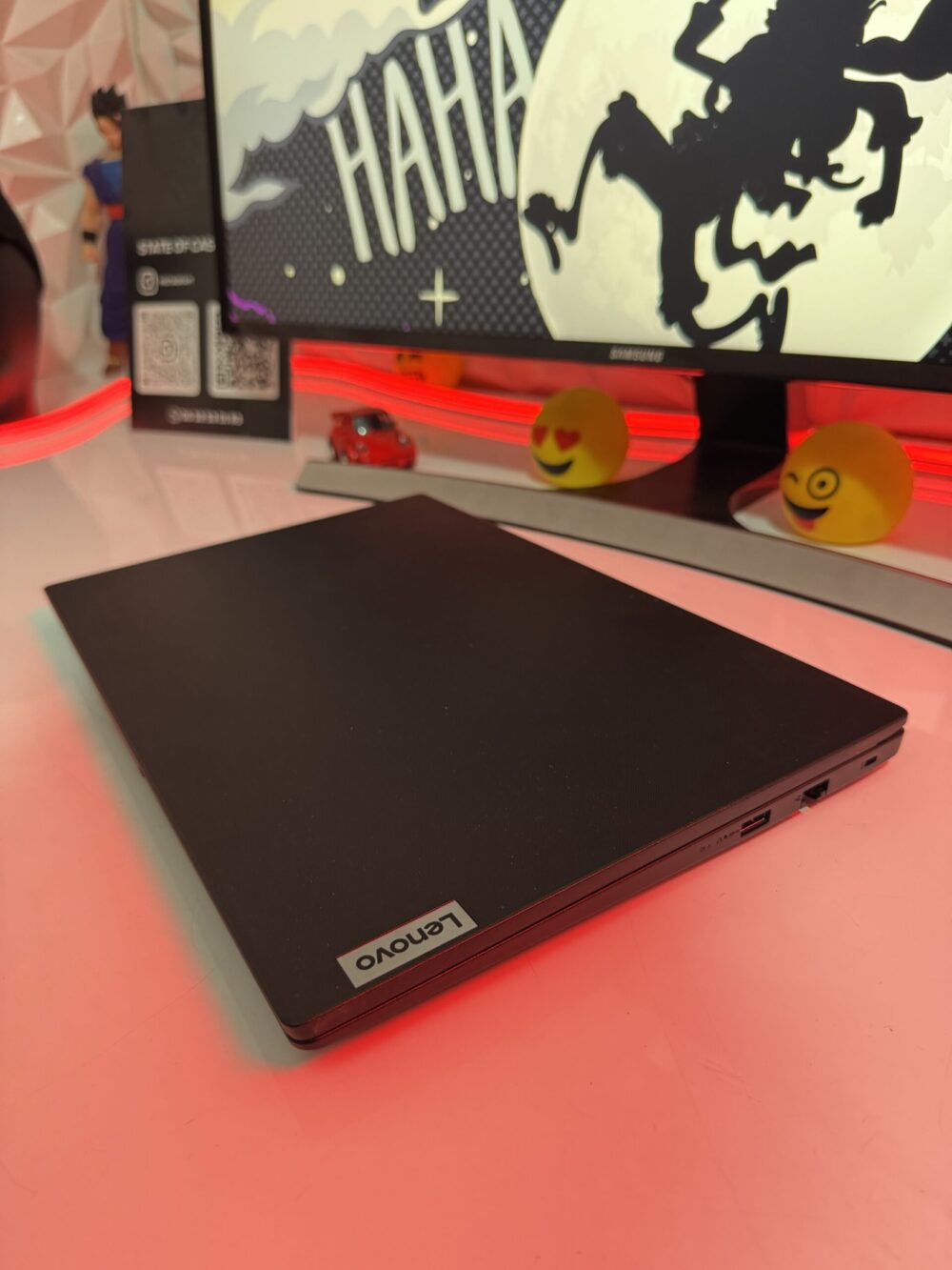 Lenovo ideapad RYZEN 5 7520 Radeon 610M 2GB VRAM