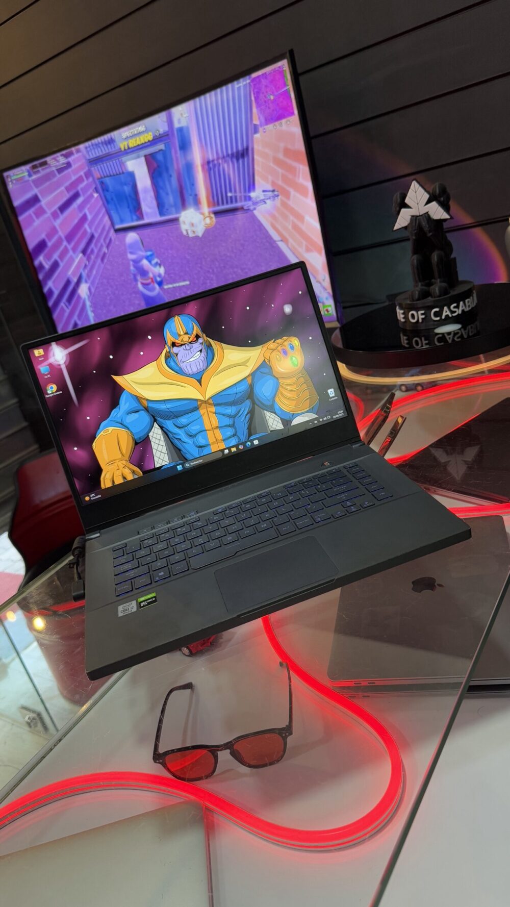 ASUS Zephyrus GTX1060 6Gb 16RAM 512GB