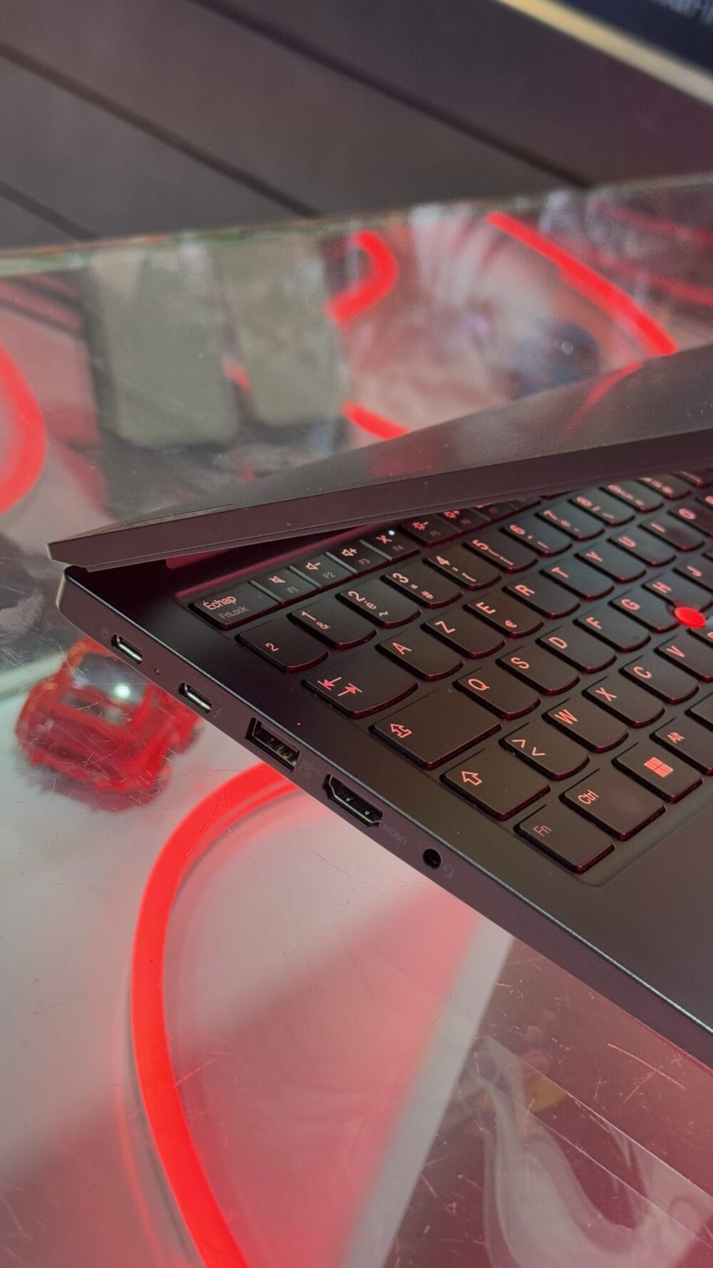 LENOVO 2024 E14 16RAM 512GB SSD – Image 6