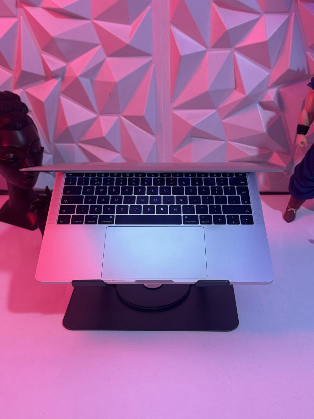 Macbook Pro 13inch Retina 2017 – Image 5