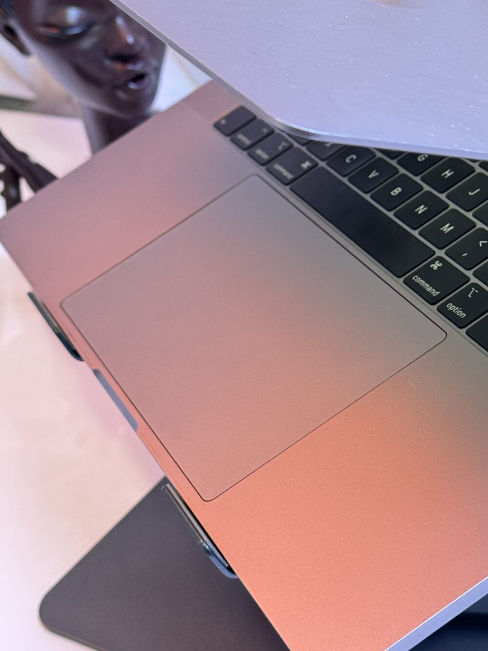 MACBOOK PRO 15Poucse 16RAM – Image 3