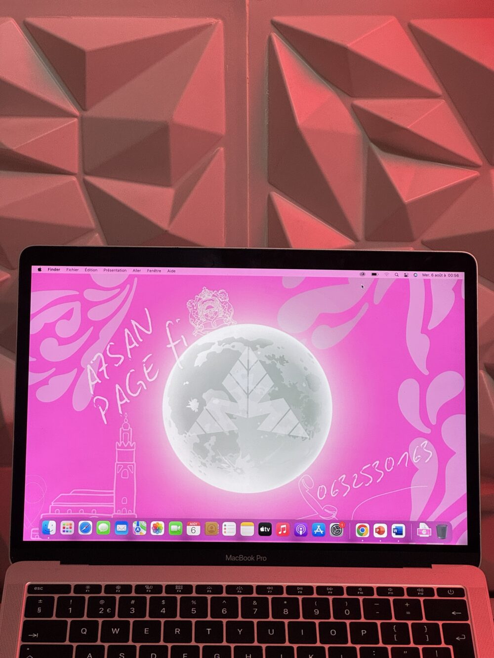 MACBOOK PRO 13Poucse 8RAM 256GB SSD – Image 7