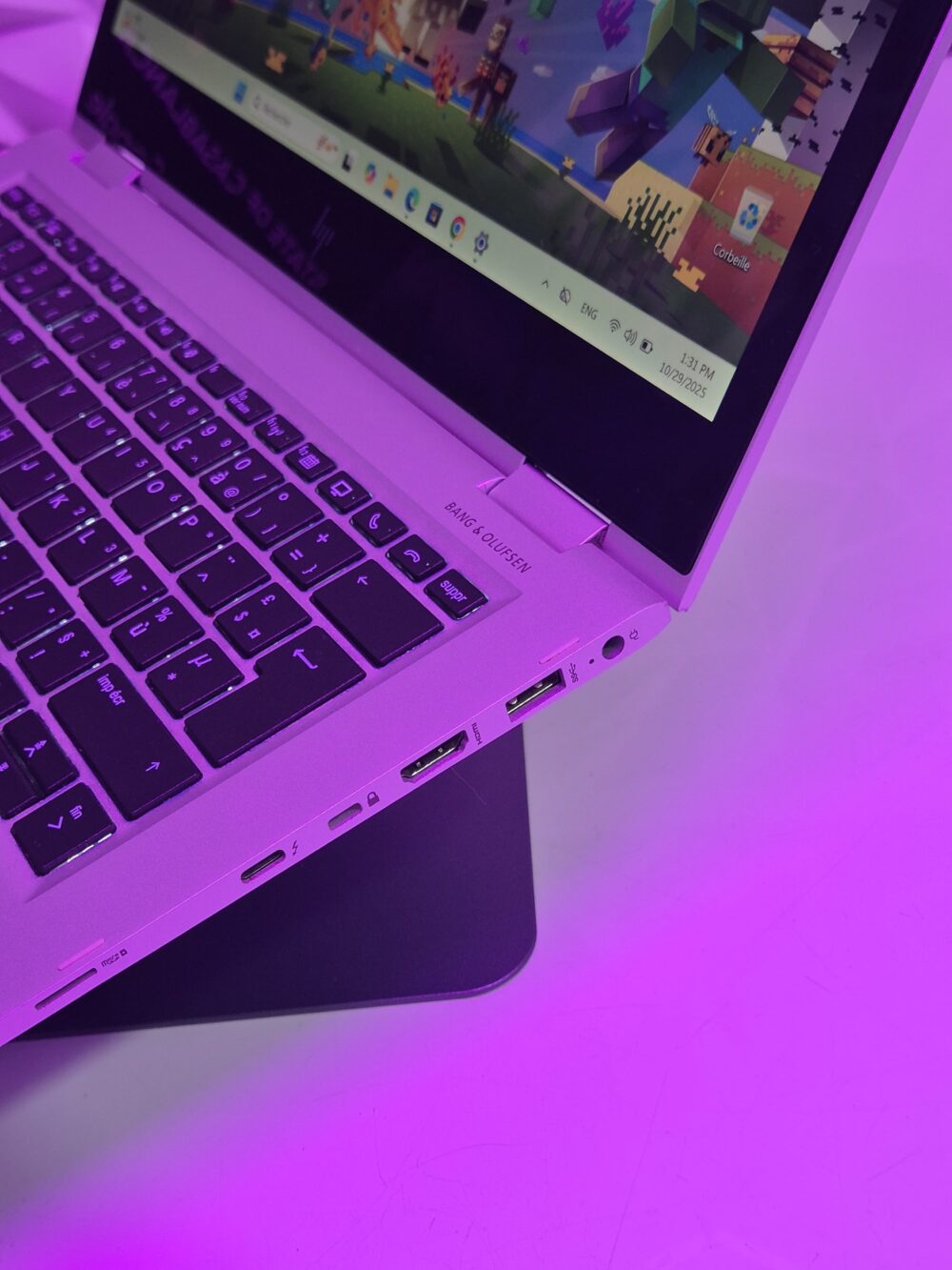 HP EliteBook x360 1030 G2  i5 7GEM 16RAM 256GB – Image 5